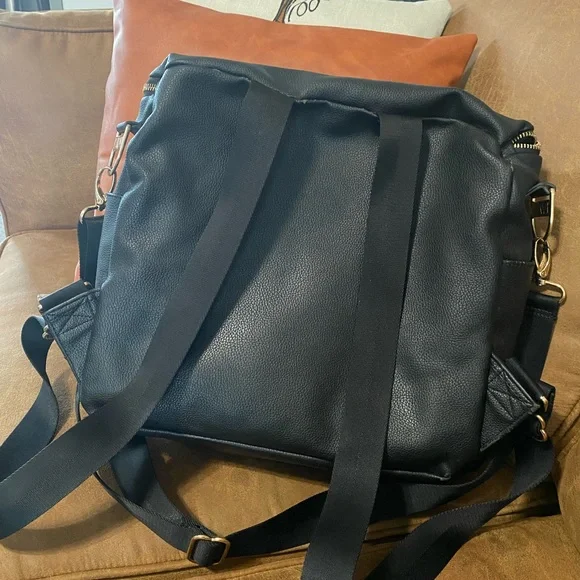 Fawn Design original diaper bag - Picture 3 of 8